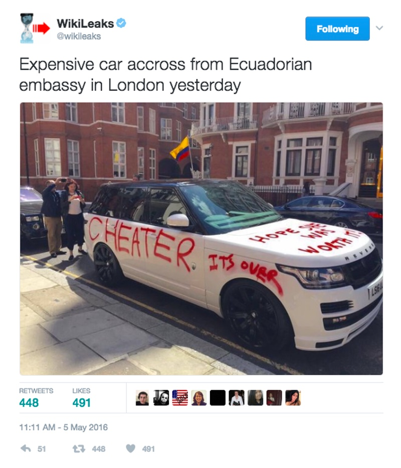A bizarre tweet from @WikiLeaks about a car near the Ecuadorian embassy in London where the words “cheater” and “it’s over” appear spray painted on the side (Screenshot from Twitter)